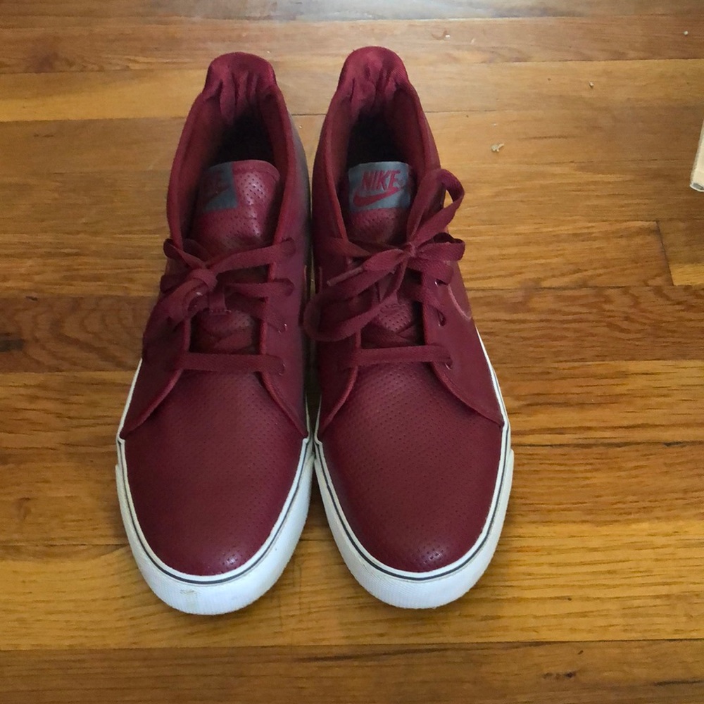 Nike Toki - Picture 2 of 3